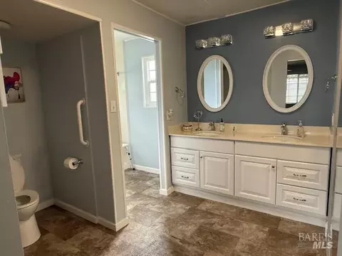 300 E H St #98, Benicia, CA 94510 photo 4