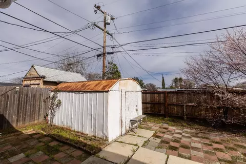 Exterior - 1500 Harrison St, Fairfield, CA 94533 photo 4 of 9