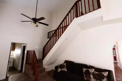 Entry Way - 1500 Harrison St, Fairfield, CA 94533 photo 1 of 2