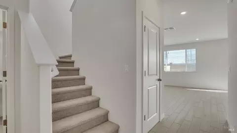 862 Telford Dr, Vacaville, CA 95687 photo 7