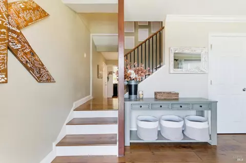 Entry Way - 3209 Macfadden St, Napa, CA 94558 photo 2 of 3