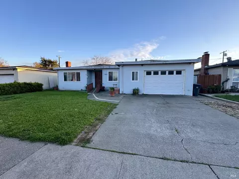 1417 Hawaii St, Fairfield, CA 94533