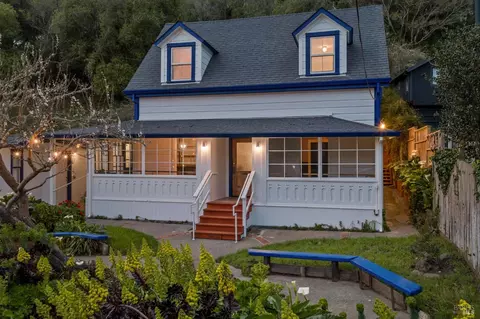 11 Wharf Rd, Bolinas, CA 94924