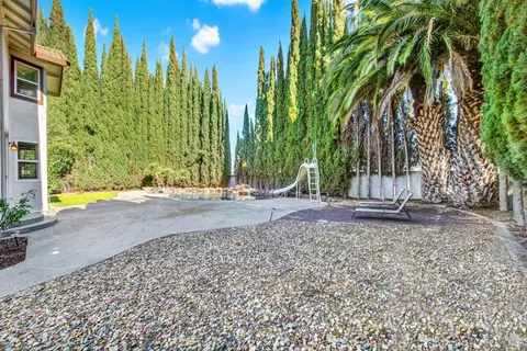 Exterior - 155 Fallen Leaf Dr, Vacaville, CA 95687 photo 12 of 16
