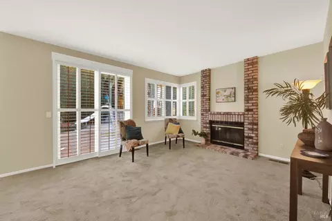 Living - 155 Fallen Leaf Dr, Vacaville, CA 95687 photo 3 of 3