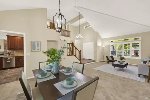 Dining - 155 Fallen Leaf Dr, Vacaville, CA 95687 photo 1 of 3