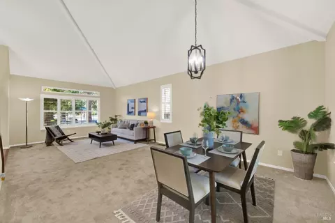 Dining - 155 Fallen Leaf Dr, Vacaville, CA 95687 photo 2 of 3