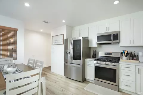 Kitchen - 715 Priddy Dr, Dixon, CA 95620 photo 2 of 4