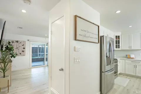 Entry Way - 715 Priddy Dr, Dixon, CA 95620 photo 1 of 1