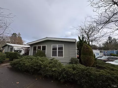 173 Brookview Ct, Santa Rosa, CA 95409