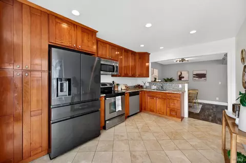 Kitchen - 195 E B St, Benicia, CA 94510 photo 2 of 2