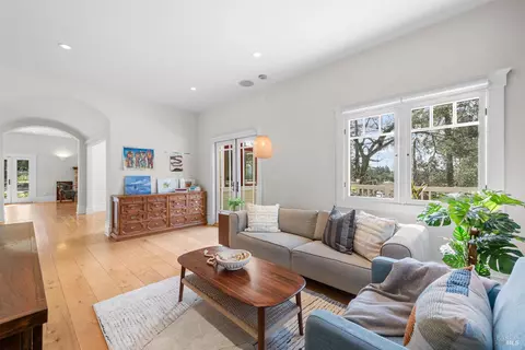 Living - 405 Cold Springs Rd, Angwin, CA 94508 photo 2 of 3