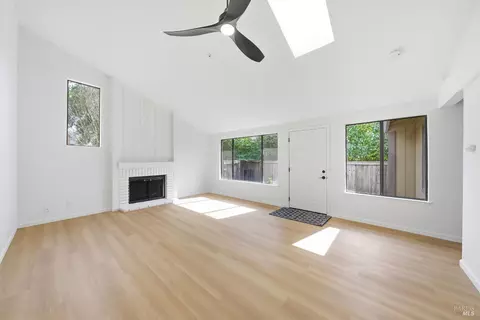 Living - 850 E Cotati Ave #11, Cotati, CA 94931 photo 8 of 11