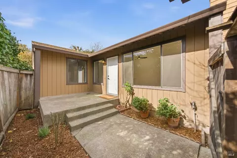 Exterior - 850 E Cotati Ave #11, Cotati, CA 94931 photo 10 of 12