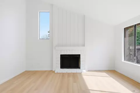 Living - 850 E Cotati Ave #11, Cotati, CA 94931 photo 9 of 11