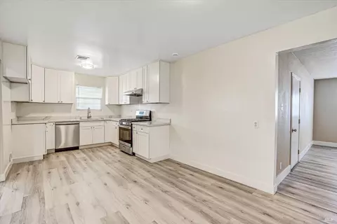 452 Wilshire Ave, Vallejo, CA 94591 photo 5