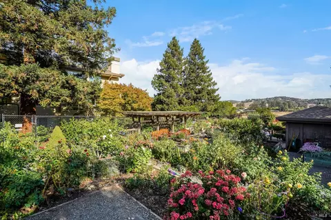 Exterior - 400 Deer Valley Rd #2A, San Rafael, CA 94903 photo 4 of 8