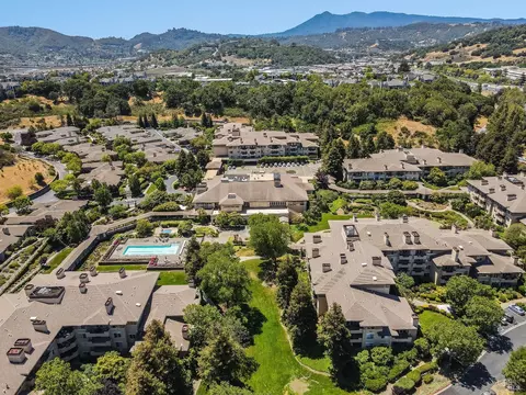 View/Area - 400 Deer Valley Rd #2A, San Rafael, CA 94903 photo 1 of 1