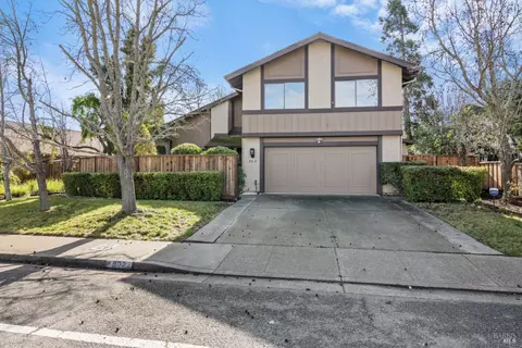 902 Bolton Cir, Benicia, CA 94510