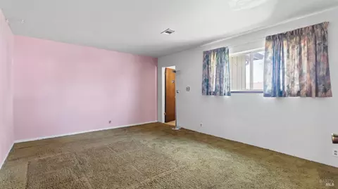 Bedroom - 324 Hamilton Dr, Fairfield, CA 94533 photo 5 of 7