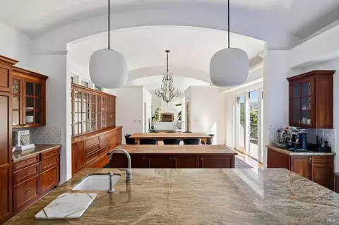 Kitchen - 169 Rose Ave, Mill Valley, CA 94941 photo 11 of 14