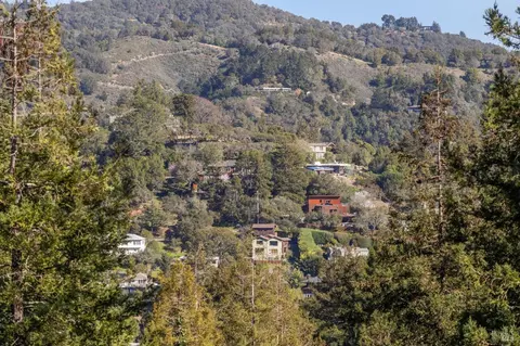 View/Area - 169 Rose Ave, Mill Valley, CA 94941 photo 2 of 3