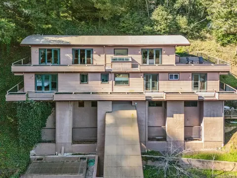 Exterior - 169 Rose Ave, Mill Valley, CA 94941 photo 8 of 13