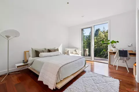 Bedroom - 169 Rose Ave, Mill Valley, CA 94941 photo 5 of 6