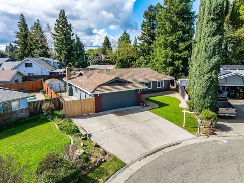 View/Area - 1155 Mulberry Ln, Dixon, CA 95620 photo 6 of 10