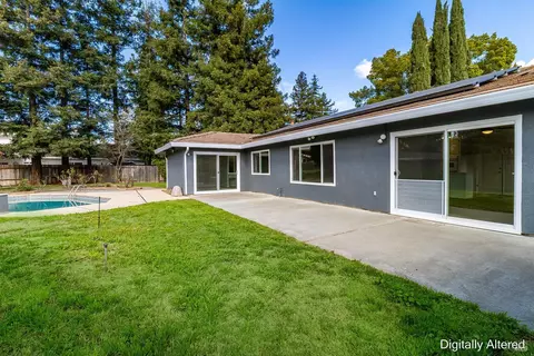 Exterior - 1155 Mulberry Ln, Dixon, CA 95620 photo 12 of 35