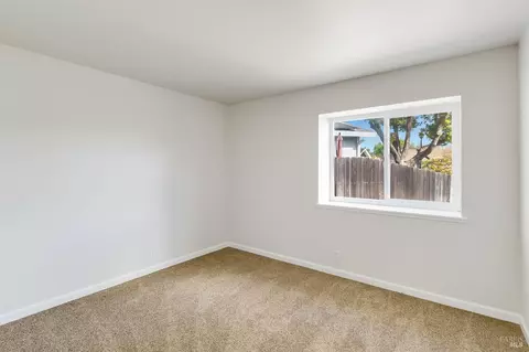 Bedroom - 1155 Mulberry Ln, Dixon, CA 95620 photo 1 of 10