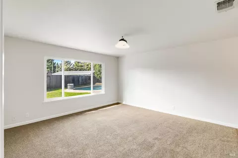 Living - 1155 Mulberry Ln, Dixon, CA 95620 photo 11 of 12