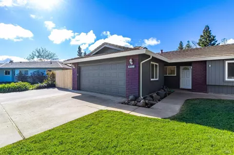 Exterior - 1155 Mulberry Ln, Dixon, CA 95620 photo 5 of 35