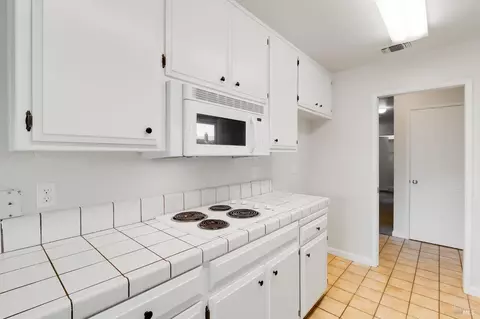 Kitchen - 1155 Mulberry Ln, Dixon, CA 95620 photo 5 of 6