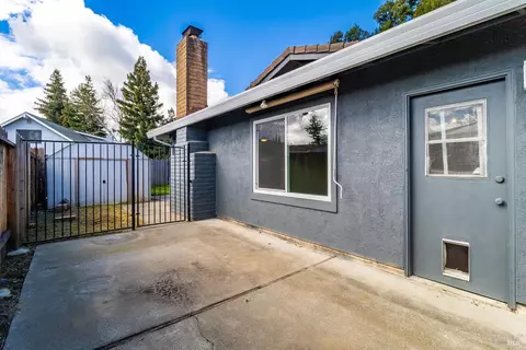 Exterior - 1155 Mulberry Ln, Dixon, CA 95620 photo 31 of 35