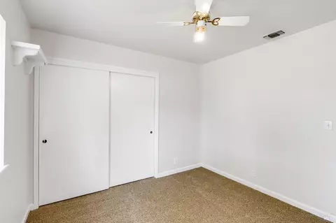 Bedroom - 1155 Mulberry Ln, Dixon, CA 95620 photo 4 of 10