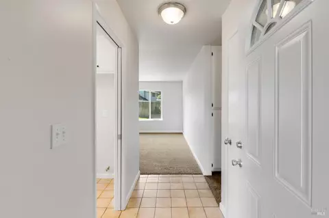 Entry Way - 1155 Mulberry Ln, Dixon, CA 95620 photo 1 of 6