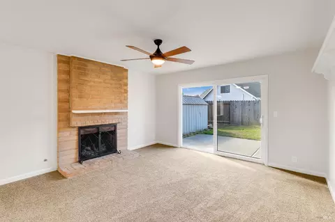 Living - 1155 Mulberry Ln, Dixon, CA 95620 photo 4 of 12