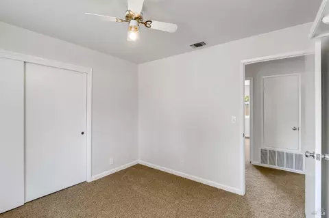 Bedroom - 1155 Mulberry Ln, Dixon, CA 95620 photo 5 of 10