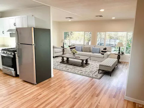 717 N Mcdowell Blvd #511, Petaluma, CA 94954