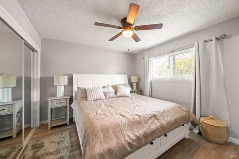 Bedroom - 610 Sierra Dr, Dixon, CA 95620 photo 2 of 5