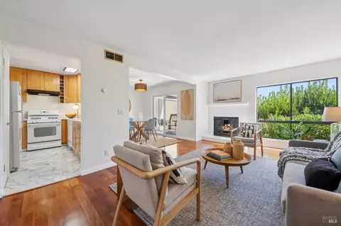 35 Wordsworth Ct, Mill Valley, CA 94941
