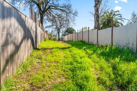 18446 1st Ave, Sonoma, CA 95476 photo 7