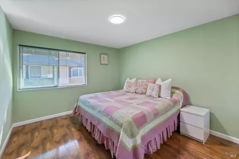 Bedroom - 3429 Willis Dr, Napa, CA 94558 photo 2 of 4