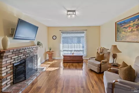 Living - 3429 Willis Dr, Napa, CA 94558 photo 2 of 2