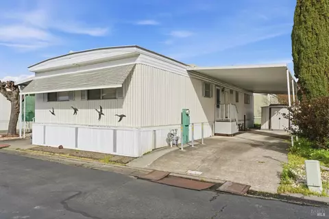 305 Aileen Ave, Santa Rosa, CA 95407