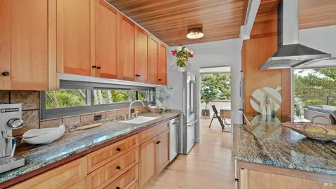 303 Bristol Pl, Mill Valley, CA 94941 photo 16