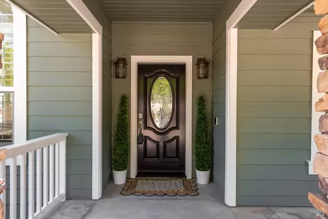 Entry Way - 8788 Logan Pl, Cotati, CA 94931 photo 1 of 10