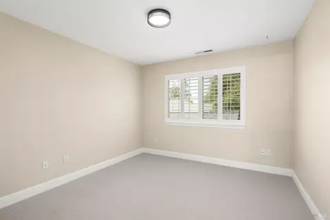 Bedroom - 8788 Logan Pl, Cotati, CA 94931 photo 7 of 10