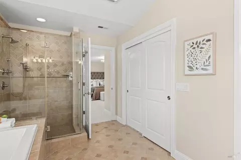 Entry Way - 8788 Logan Pl, Cotati, CA 94931 photo 10 of 11